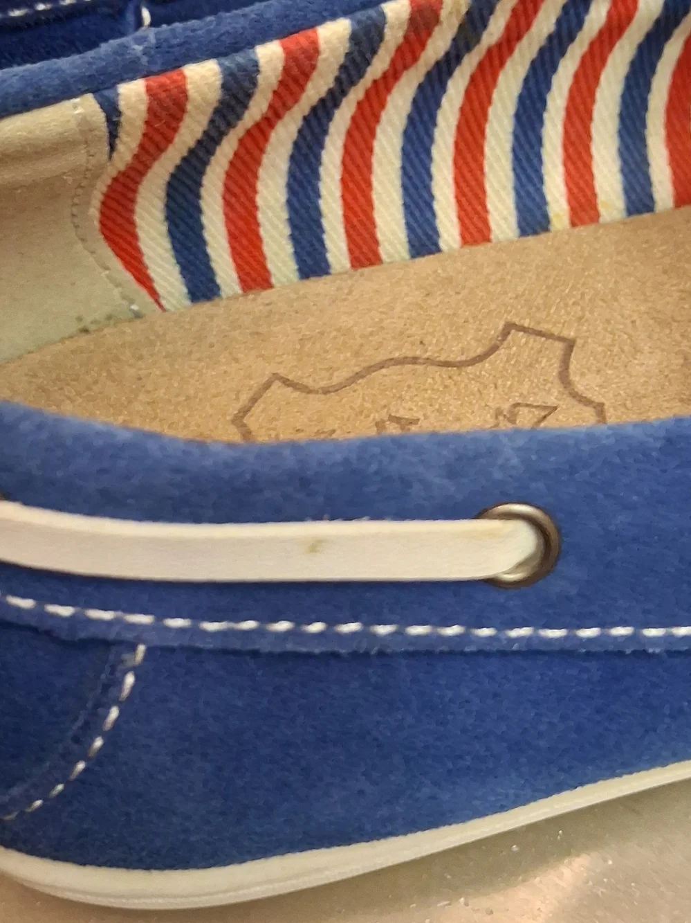 Men's Blue Suede Boat Shoes with Contrast Laces SIZE 255/41      US MEN SIZE 9.5